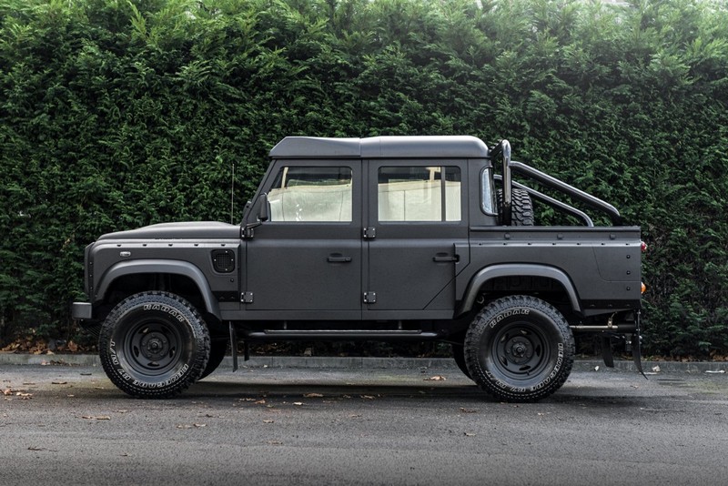 Project Kahn 1947 Heritage Steel Wheels - 9x16" Matt Black for Defender 90/110 - Image 4