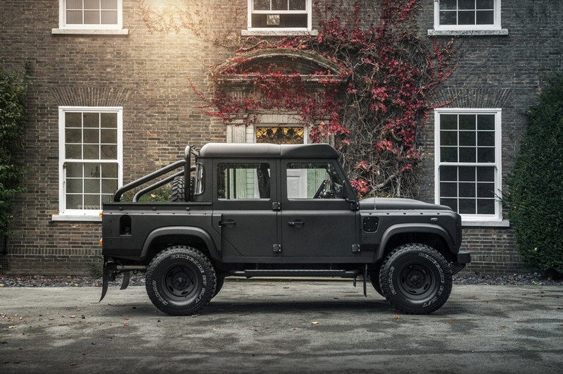 Project Kahn 1947 Heritage Steel Wheels - 9x16" Matt Black for Defender 90/110 - Image 3