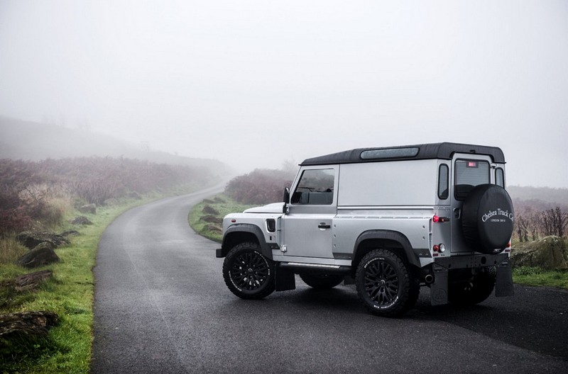Project Kahn 1983 Light Alloy Wheels - 8x18" Matte Black for Defender 90/110 - Image 10