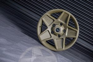 Project Kahn 20" 3D Texture Painted Mondial Retro Light Alloy Wheels for Defender 90/110 - Image 5