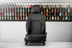 Project Kahn Comfort Leather Interior - Volcanic Black for 2020+ Defender 90