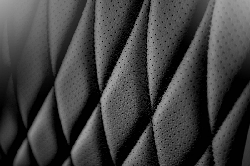 Project Kahn Comfort Leather Interior - Volcanic Black for 2020+ Defender 90 - Image 2