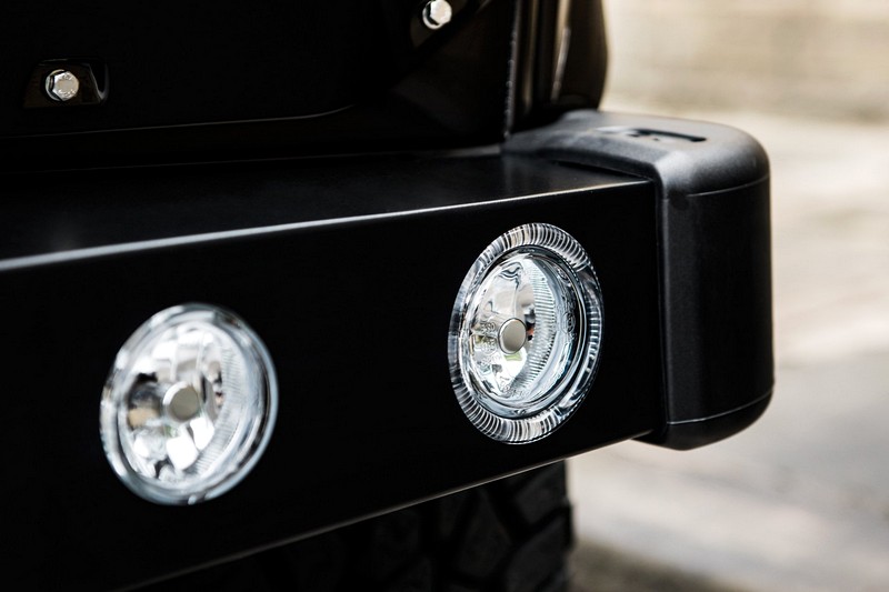 Project Kahn Front Bumper with Lights for Defender 90/110 - Image 4