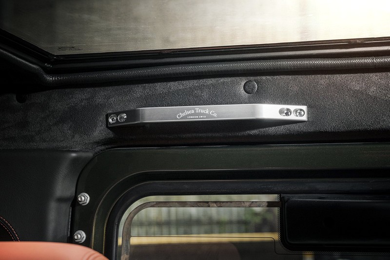 Project Kahn Interior Hardware for Defender 110 - Image 7