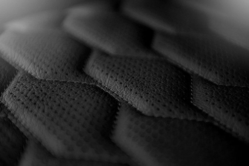 Project Kahn Comfort Leather Interior - Volcanic Black for 2020+ Defender 110 - Image 6