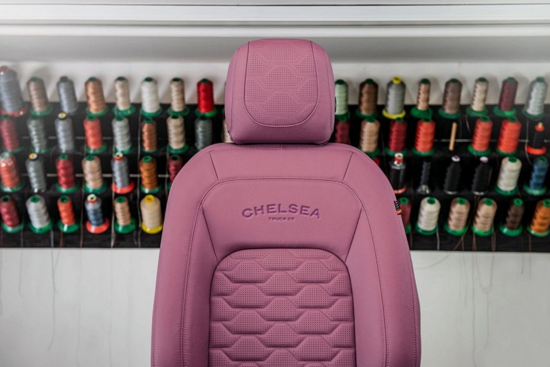 Project Kahn Comfort Leather Interior - Volcanic Pink for 2020+ Defender 110 - Image 3