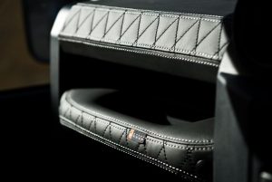 Project Kahn Passenger Dashboard Top & Grab Handle for Defender 90/110 - Image 5