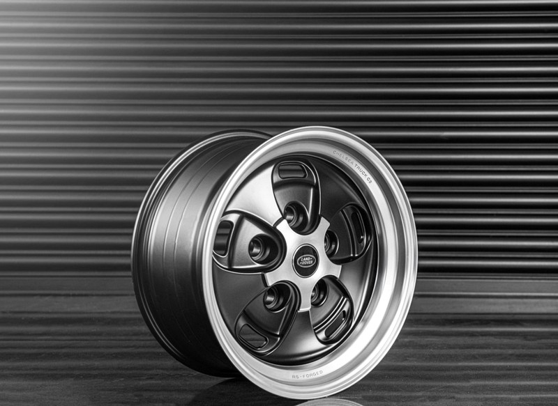 Project Kahn Rostyle Inspired RS-Forged Alloy Wheels - 9x18" RS-Forged Matt Black / Diamond Cut for Defender 90/110 - Image 7