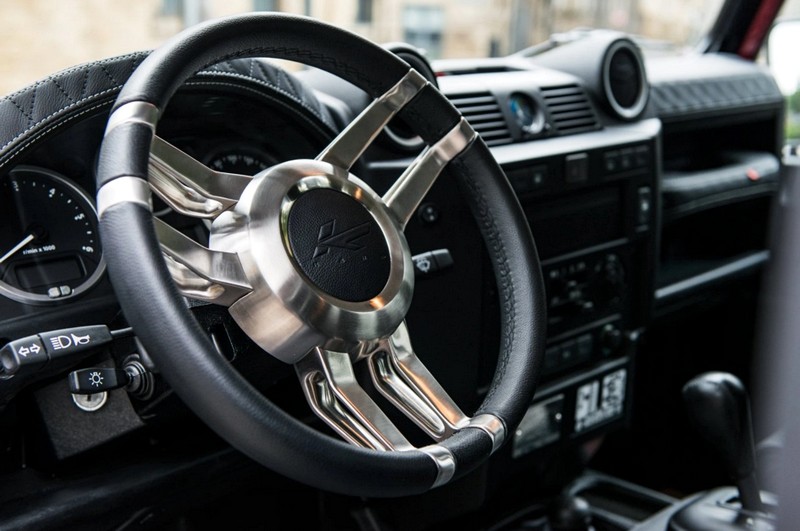Project Kahn Aluminum Billet Steering Wheel (Brushed Satin) for Defender 90/110 - Image 2