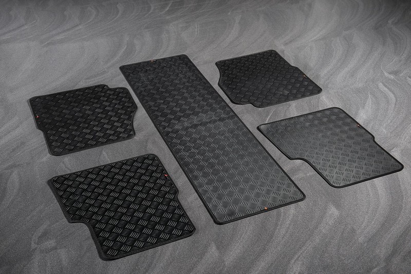 Project Kahn Chequered Rubber Floor Mats for Defender 110 - Image 6