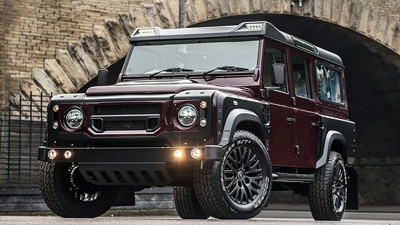 Project Kahn Front Roof Shield with Integrated LED Lights for Defender 90/110 - Image 14