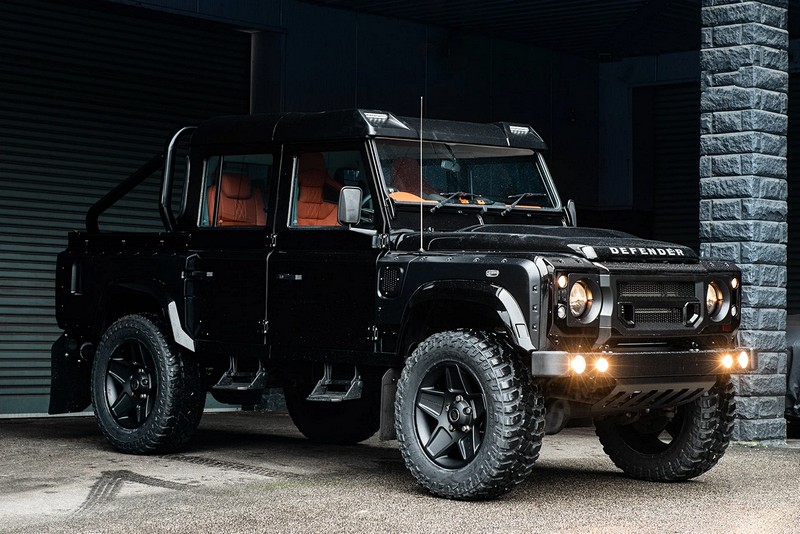 Project Kahn Front Roof Shield with Integrated LED Lights for Defender 90/110 - Image 15