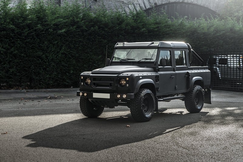Project Kahn Front Roof Shield with Integrated LED Lights for Defender 90/110 - Image 2