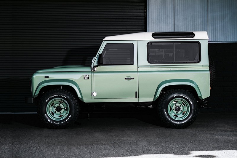 Project Kahn Heritage Tailored Conversion for Defender 110 - Image 4