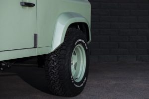 Project Kahn Heritage Tailored Conversion for Defender 90 - Image 6