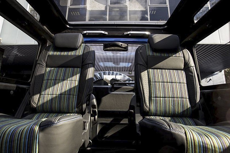 Project Kahn Leather Interior for Defender 90 - Image 3