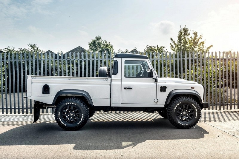 Project Kahn Single Cab Pickup Tailored Conversion for Defender 110 - Image 9