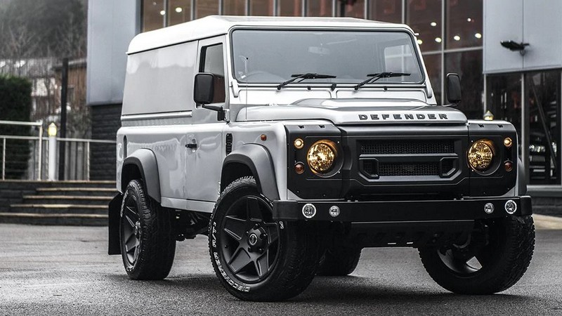 Project Kahn Utility Van Forest Track Tailored Conversion for Defender 110 - Image 10