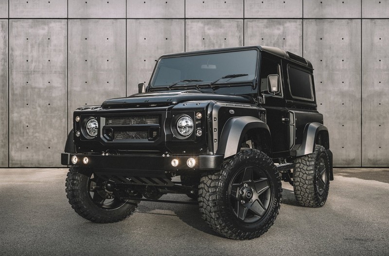 Project Kahn Vanguard Tailored Conversion for Defender 90 - Image 3