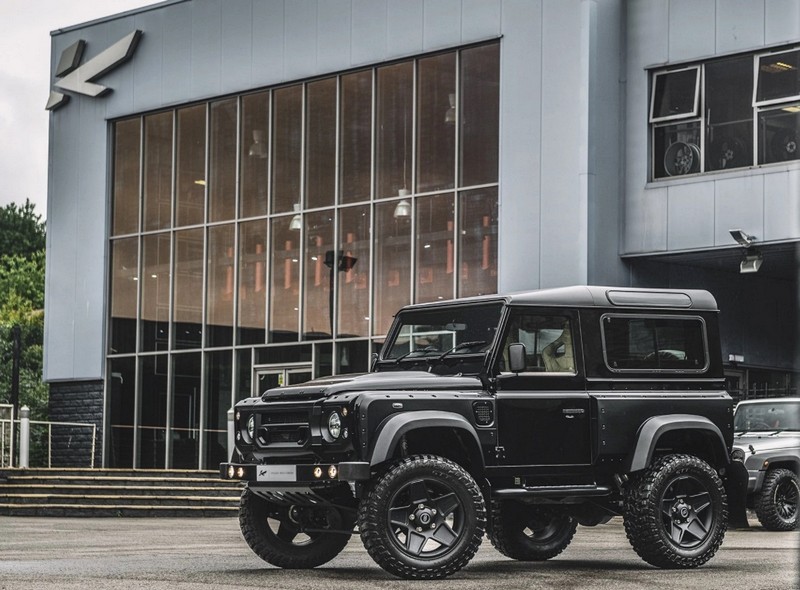 Project Kahn Vanguard Tailored Conversion for Defender 90 - Image 8