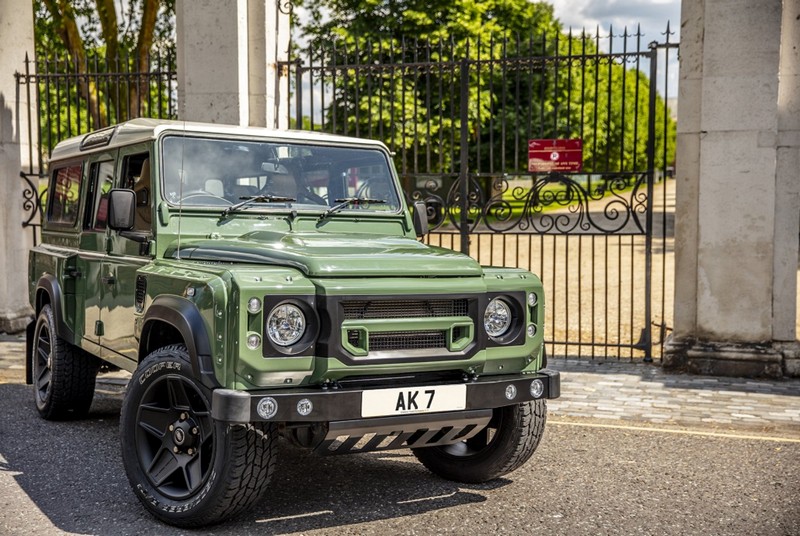 Project Kahn Wide Track Tailored Conversion for Defender 110 - Image 13