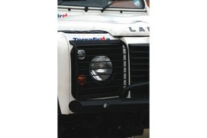 Front Hinged Light Guards for Defenders - Image 2