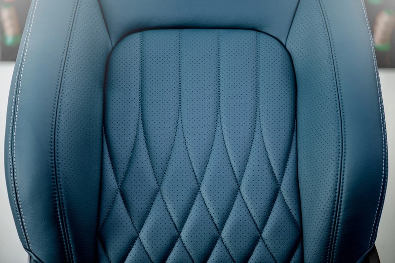 Project Kahn Comfort Leather Interior - Volcanic Blue for 2020+ Defender 90 - Image 9