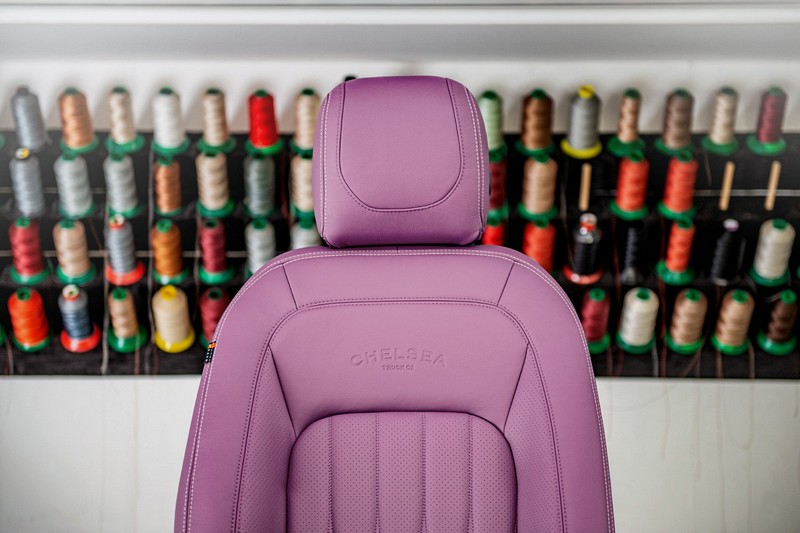Project Kahn Comfort Leather Interior - Volcanic Pink for 2020+ Defender 90 - Image 4