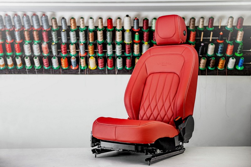 Project Kahn Comfort Leather Interior Volcanic Red - Designo Design for 2020+ Defender 130 - Image 2