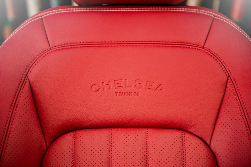 Project Kahn Comfort Leather Interior Volcanic Red - Designo Design for 2020+ Defender 130 - Image 6