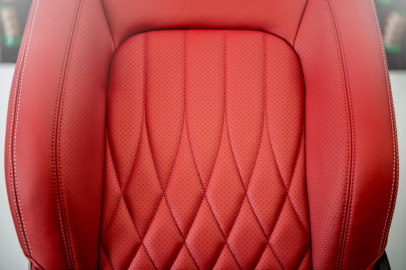 Project Kahn Comfort Leather Interior Volcanic Red - Designo Design for 2020+ Defender 130 - Image 8