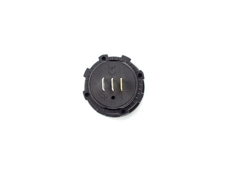 Front Runner 12V/24V -10 amp Meter Socket Panel Insert - Image 2