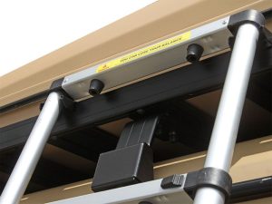 Front Runner Aluminum Telescopic Ladder - Image 4