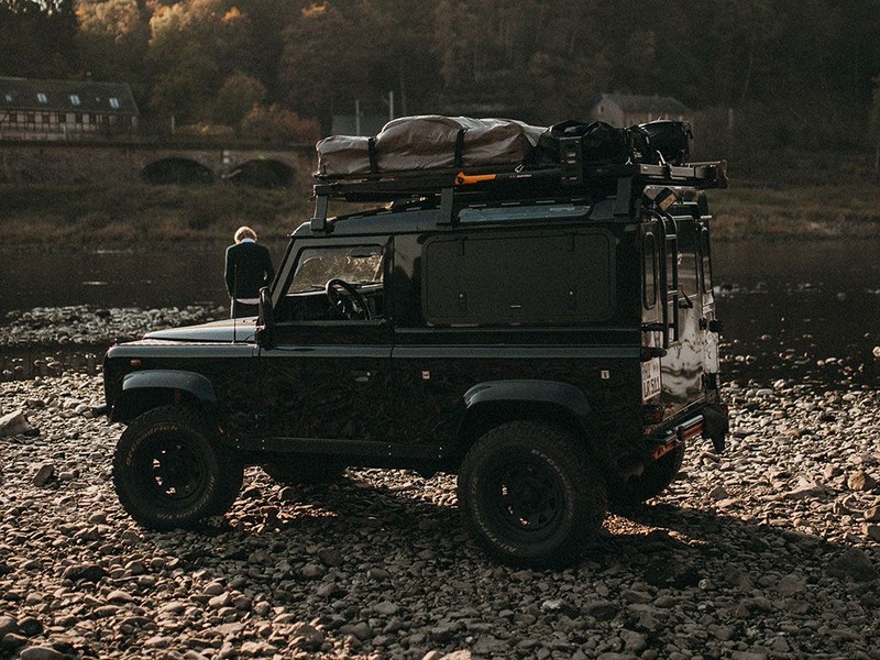 Front Runner Slimline II Roof Rack Kit for Land Rover Defender 90 (1983-2016) - Image 7