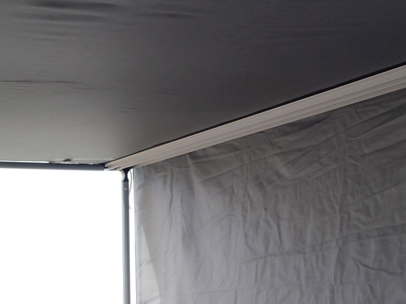 Front Runner Wind/Sun Break for 2M Awning Front - Image 6