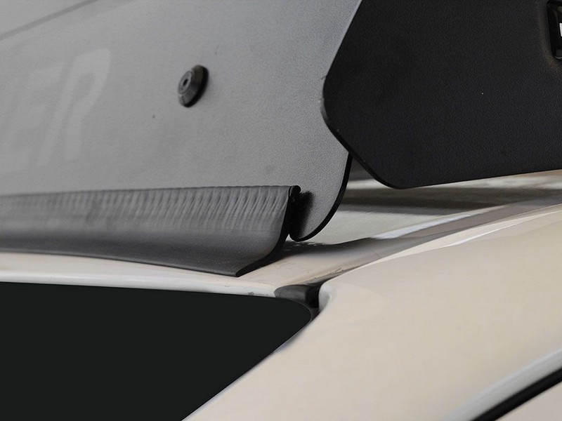 Front Runner Wind Fairing Low Profile Rack / 1345mm/1425mm(w) - Image 3