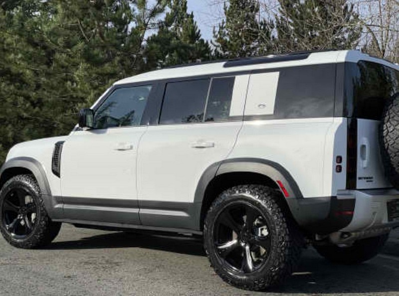 2020-on Land Rover Defender 1.5” Lift Kit by Johnson Rods - Image 21