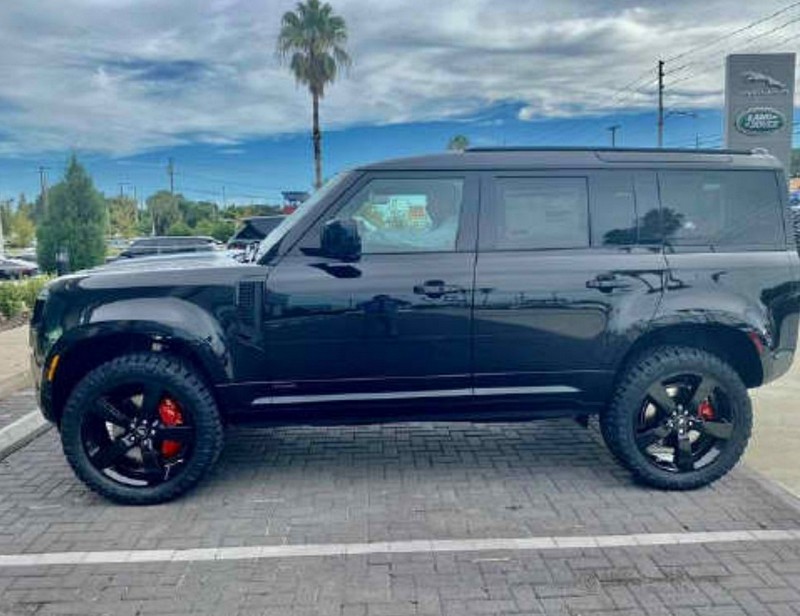 2020-on Land Rover Defender 1.5” Lift Kit by Johnson Rods - Image 11