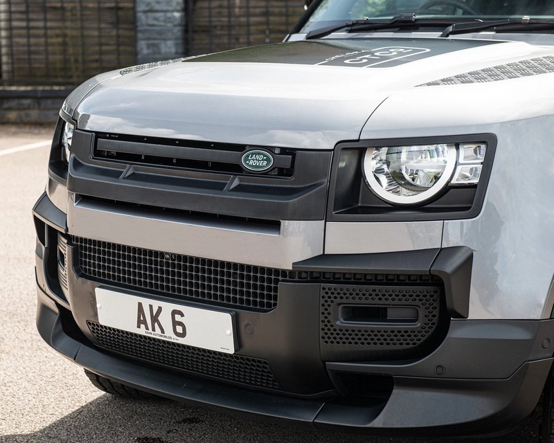 Project Kahn Landmark Tailored Conversion for 2020+ Defender 90 - Image 7