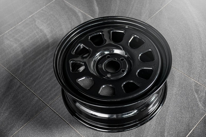 Project Kahn Overland Steel Wheel - 9x20" Gloss Black for 2020+ Defender 90/110/130 - Image 13