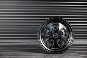 Project Kahn Rostyle Inspired RS-Forged Alloy Wheels - 9x18" RS-Forged Matt Black for Defender 90/110 - Image 25