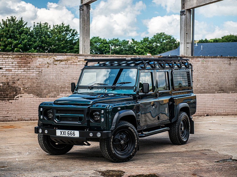 Project Kahn Rostyle Inspired RS-Forged Alloy Wheels - 9x18" RS-Forged Matt Black for Defender 90/110 - Image 3