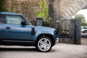 Project Kahn RS600 Light Alloy Wheels - 9.5x23" Hyper Silver for 2020+ Defender 90/110/130 - Image 17