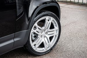 Project Kahn RS600 Light Alloy Wheels - 9.5x23" Hyper Silver for 2020+ Defender 90/110/130 - Image 16