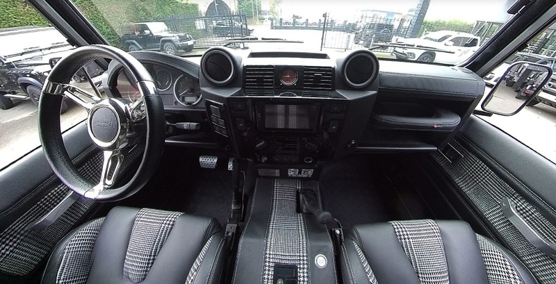 Project Kahn 4 Seats Sport Leather Interior 360° Tour for Defender 90 - Image 3