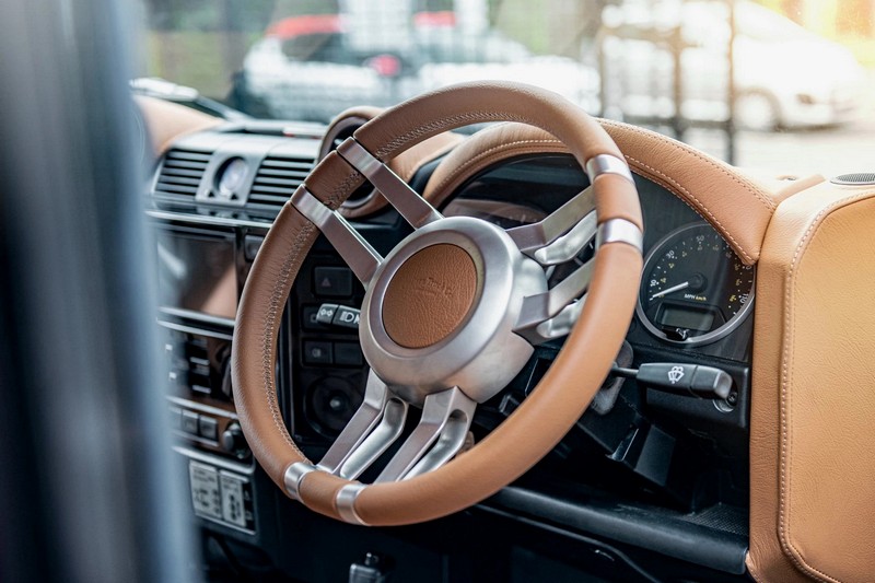 Project Kahn Sport Leather Interior - Caramel 3D Herringbone Design for Defender 110 - Image 2
