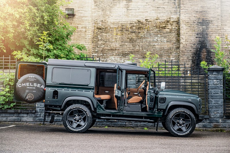 Project Kahn Sport Leather Interior - Caramel 3D Herringbone Design for Defender 110 - Image 13