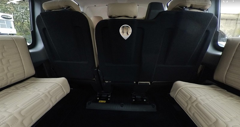 Project Kahn Sport Leather Interior 360° Tour for Defender 110 - Image 5