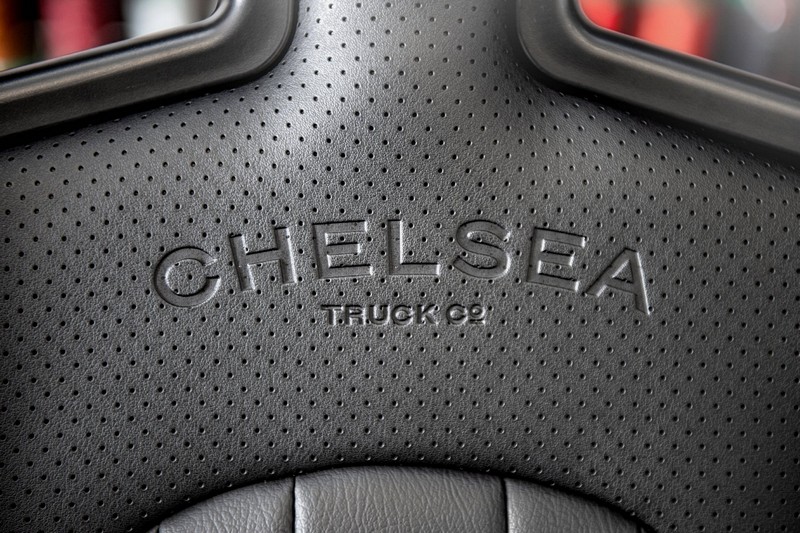 Project Kahn Lightweight Vegan Leather Heritage Sports Seats for Defender 90/110 - Image 12