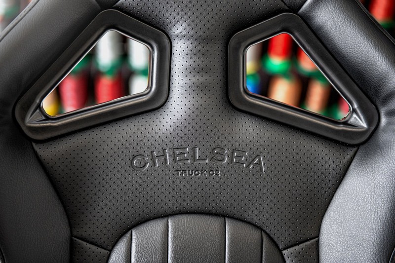 Project Kahn Lightweight Vegan Leather Heritage Sports Seats for Defender 90/110 - Image 7